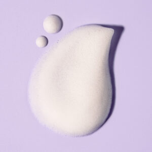 Texture du curl volumizing foam de Flora & Curl pour Bouclette.co